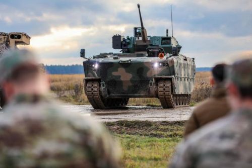 Rozmowy polsko-koreańskie ws. bwp Borsuk są na wczesnym etapie i żadne wiążące decyzje nie zostały jeszcze podjęte / Zdjęcie: US Army National Guard