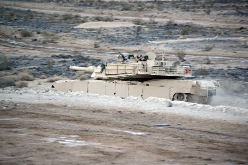 Według Amerykanów czołgi M1A1 Abrams dla Ukrainy mają mieć bardzo podobne możliwości do M1A2 / Zdjęcie: Departament Obrony