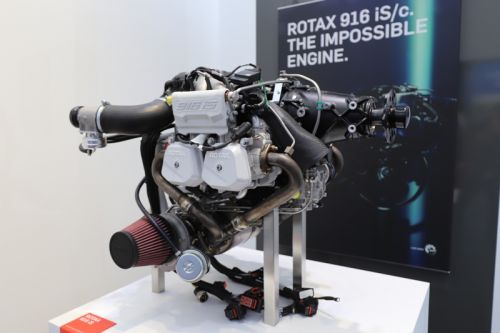 Najnowszy produkt Rotaxa - silnik 916iS/C / Zdjęcie: Bartosz Głowacki