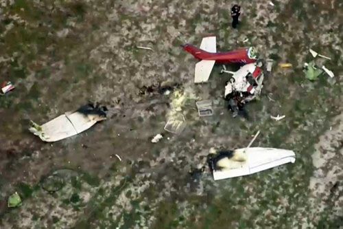 Szczątki samolotu Cessna Skyhawk, który rozbił się wczoraj na lotnisku Palm Beach County Park w Lantana / Zdjęcie: Twitter