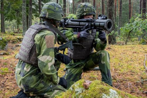 Szwedzkie siły zbrojne zaczęły używać dział bezodrzutowych Carl Gustaf pierwszej generacji w 1948 / Zdjęcie: Försvarsmakten