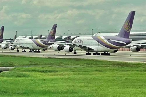 Wszystkie należące do Thai Airways samoloty A380 mają układ trójklasowy. Są wyposażone w 12 miejsc Royal First Class (Venus by Safran), 60 Royal Executive Class (Solstys by Stelia) i 435 miejsc w klasie ekonomicznej (CL3510 by Recaro) / Zdjęcie: FlightClub