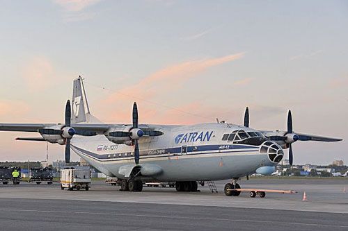 Samolot An-12 linii ATRAN użyty w pierwszym locie po blisko 10-letniej przerwie / Zdjęcie: ATRAN