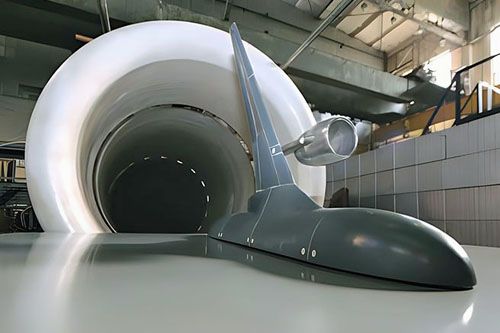 Półmodel samolotu dalekiego zasięgu badany w tunelu aerodynamicznym CAGI / Zdjęcie: CAGI