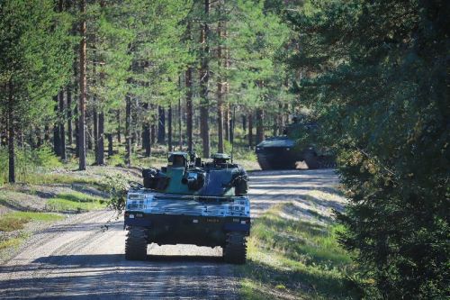 Nowe CV90 dla szwedzkich wojsk lądowych będą najpewniej uzbrojone w 35-mm armatę / Zdjęcie: Försvarsmakten