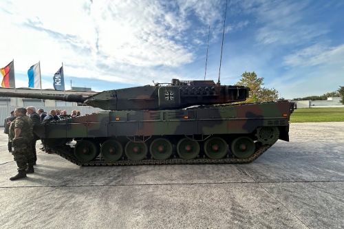 Unowocześnione Leopardy 2A7V trafiły do 2 niemieckich batalionów czołgów i szkoły wojsk pancernych / Zdjęcie: Heer