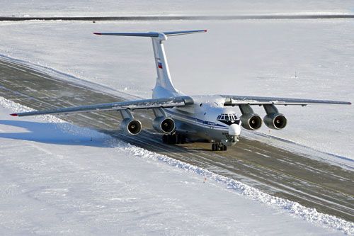 Samolot transportowy Ił-76MD-90A przekazany MO FR w grudniu 2023. Prawdopodobnie nosi on rejestrację RF-78672 (od pewnego czasu dane identyfikacyjne uzbrojenia dostarczanego rosyjskim siłom zbrojnym są utajniane, więc dostępne są tylko dane nieoficjalne) / Zdjęcie: OAK