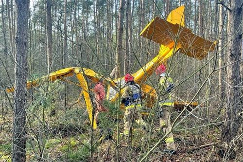 Samolot ultralekki Aeroprakt A-22L2, który rozbił się pod Obornikami / Zdjęcie: KP PSP Oborniki