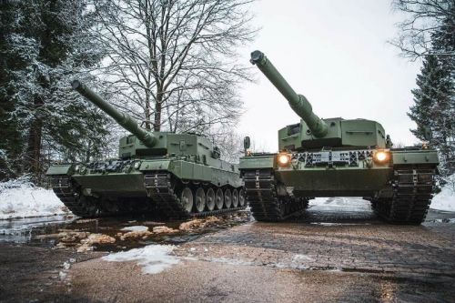 Do lata br. wszystkich 14 Leopardów 2A4 wraz z częściami zamiennymi i amunicją ma trafić na Ukrainę / Zdjęcie: MO Holandii