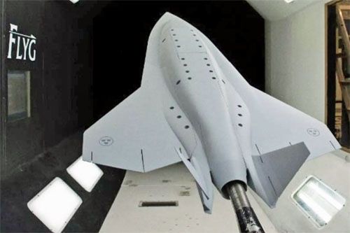 Model szwedzkiego FCAS w czasie badań w tunelu aerodynamicznym / Zdjęcie: Saab AB