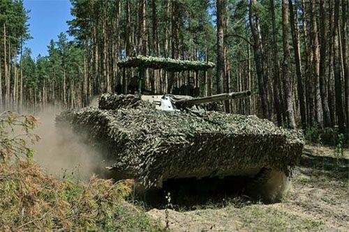 Bojowy wóz piechoty BMP-3 w konfiguracji dostarczanej rosyjskim siłom zbrojnym w 2024 / Zdjęcie: Rostiech
