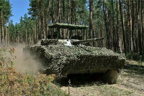 Bojowy wóz piechoty BMP-3 w konfiguracji dostarczanej rosyjskim siłom zbrojnym w 2024 / Zdjęcie: Rostiech