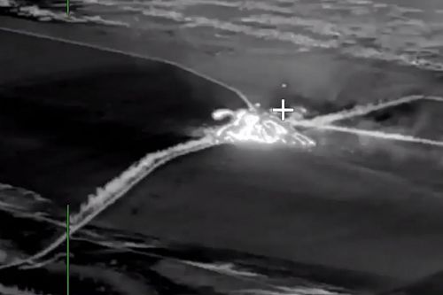 Kilka sekund po wybuchu głowicy rakiety balistycznej Iskander, która zniszczyła komponenty systemu MIM-104 Patriot / Zdjęcie: kadr z filmu MO FR