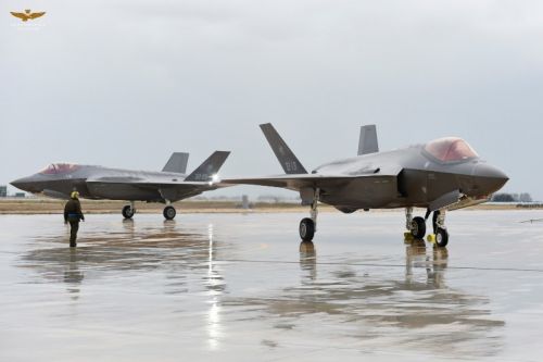 Pociski są przeznaczone dla włoskich samolotów wielozadaniowych takich jak F-35 / Zdjęcie: Aeronautica Militare