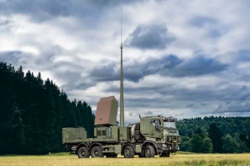 Wraz z najnowszym zamówieniem siły zbrojne Holandii mogą dysponować maksymalnie 18 radarami GM200 MM/C / Zdjęcie: Thales