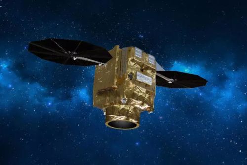 Oba polskie satelity mają zostać wyniesione na orbitę w 2027 i osiągnąć gotowość operacyjną do 2028 / Ilustracja: Airbus