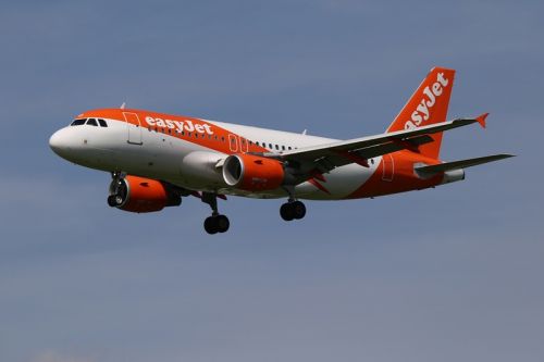 Nowe zintegrowane centrum kontroli operacyjnej easyJet, umożliwiające obsługę do 13 000 lotów tygodniowo, zostało uruchomione tuż przed początkiem szczytu przewozów w sezonie letnim / Zdjęcie: Marcin Sigmund