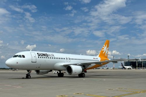 A320 (D-ASMR) po przemalowaniu w nowe barwy wrócił do Berlina 24 maja 2024 Zdjęcie: Sundair .