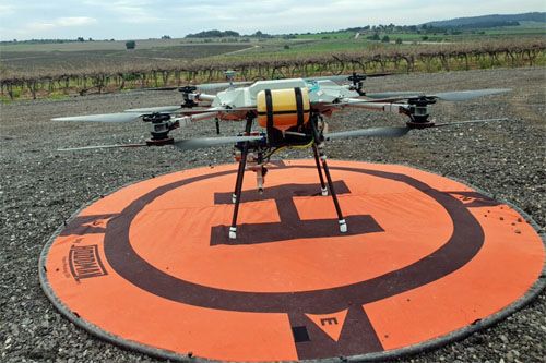 Oferowany przez Aeronautics wielowirnikowy bsl Hybrid Octoper może utrzymywać się w powietrzu nawet przez 4 godziny / Zdjęcie: Aeronautics