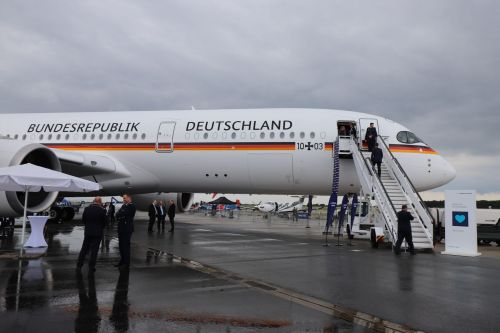 A350-900 (10+03, Kurt Schumacher) to ostatni samolot tego typu, który trafił do floty FBS BMVg / Zdjęcia: Bartosz Głowacki