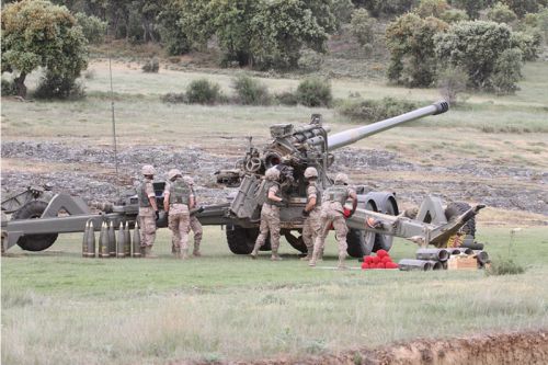 W poprzednich latach w  GDELS-SBS wyprodukowanych zostało ponad 100 luf dla haubic ciągnionych SIAC 155/52 kal. 155 mm / Zdjęcie: GDELS-SBS