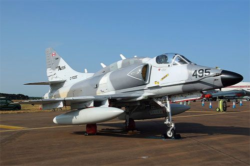 Douglas A-4N Skyhawk należący do kompanii Top Aces / Zdjęcie: Top Aces
