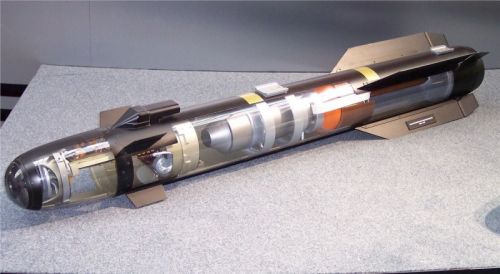 Pociski AGM-114 i APKWS mają wejść do uzbrojenia czeskich śmigłowców A H-1Z i UH-1Y Venom / Zdjęcie: Wikimedia Commons