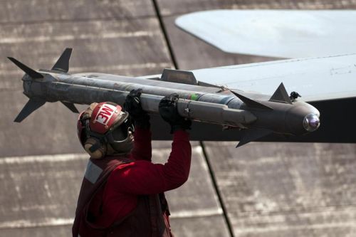 Procedowane pociski AIM-9X mają wejść do uzbrojenia kanadyjskich samolotów F-35A / Zdjęcie: NAVAIR