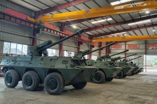 Dostępne zdjęcie transporterów WZ-551 z haubicą D-30 nie wskazują na głębszą modyfikację tych pojazdów / Zdjęcie: Etiopskie Federalne Siły Obronne