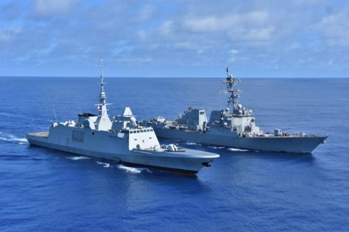 Przed bilateralnymi manewrami z US Navy fregata Bretagne wzięła udział w ćwiczeniach RIMPAC 2024 / Zdjęcie: Marine Nationale