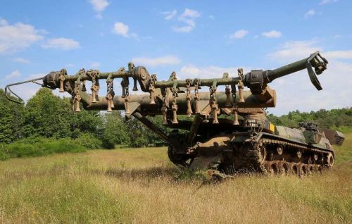 Bundeswehra eksploatuje 24 czołgi saperskie Keiler, oparte o podwozie czołgu M48 / Zdjęcie: Bundeswehr