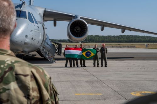 Pierwszy samolot wielozadaniowy C-390 Millennium przekazany węgierskim Magyar Légierő / Zdjęcie: Embraer