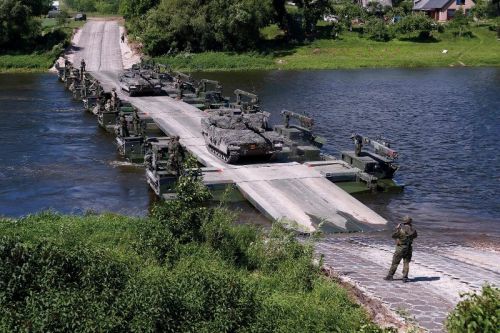 Pierwsze mosty Amfbro 400 zamówione przez Szwecję w 2022 powinny trafić do tamtejszej armii pod koniec br. / Zdjęcie: GDELS