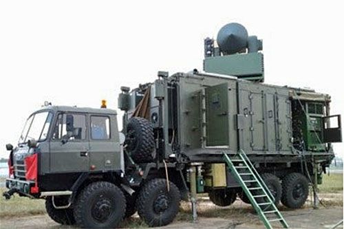 Zatwierdzone przez DAC zamówienie obejmuje m.in. nieokreśloną liczbę radarów kontroli ognia obrony powietrznej / Zdjęcie: DRDO