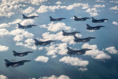 Holandia zamierza przekazać Ukrainie łącznie 24 F-16 z własnych nadwyżek / Zdjęcie: MO Holandii