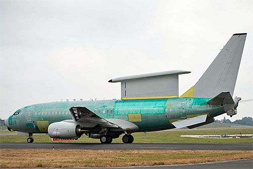 Pierwszy zmodyfikowany samolot wczesnego ostrzegania Wedgetail AEW1 dla brytyjskich Royal Air Force po pierwszym locie / Zadjęcie: RAF