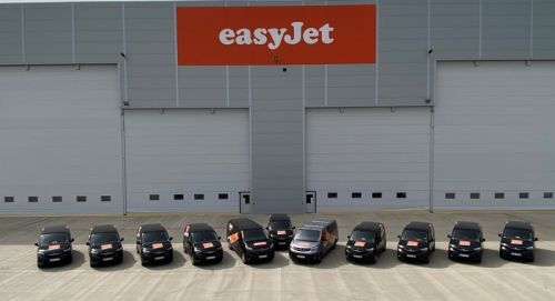 Linie easyJet nadal pracują nad osiągnięciem celu nakreślonego w opublikowanym dwa lata temu planie Net Zero, i już w 2023 osiągnęły 5-% poprawę intensywności emisji CO2 w porównaniu z rokiem bazowym 2019.