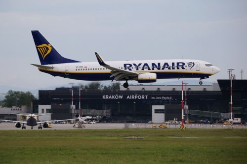 Obecnie w Polsce bazują 42 samoloty Grupa Ryanair, w tym 11 w swojej największej polskiej bazie operacyjnej, jaką jest Międzynarodowy Port Lotniczy im. Jana Pawła II Kraków-Balice / Zdjęcie: Marcin Sigmund 