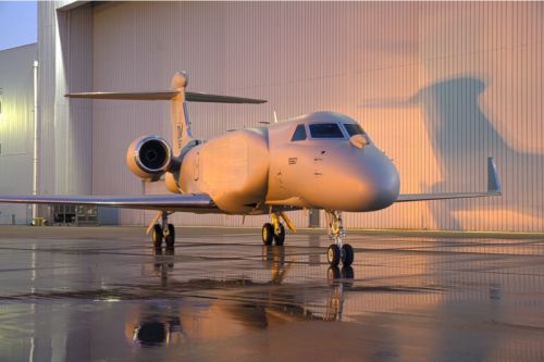 Planowane do pozyskania przez Rzym samoloty walki elektronicznej EA-37B bazują na maszynie Gulfstream G550 / Zdjęcie: USAF