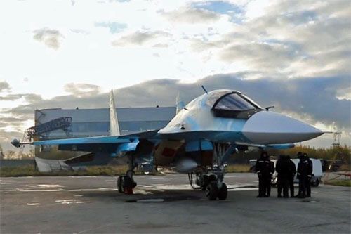 Jeden z bombowców frontowych Su-34NWO przekazanych WKS FR na początku października 2024 / Zdjęcie: OAK