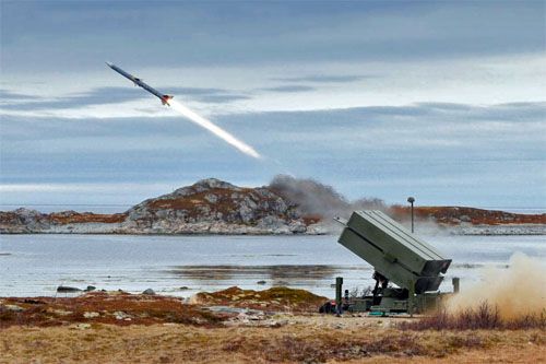 Testowe wystrzelenie pocisku z wyrzutni systemu obrony powietrznej NASAMS / Zdjęcie: Kongsberg Defense and Aerospace
