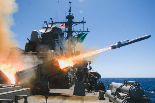 NSM został zintegrowany z niszczycielem typu Arleigh Burke w ramach programu Over-The-Horizon Weapon System / Zdjęcie: US Navy