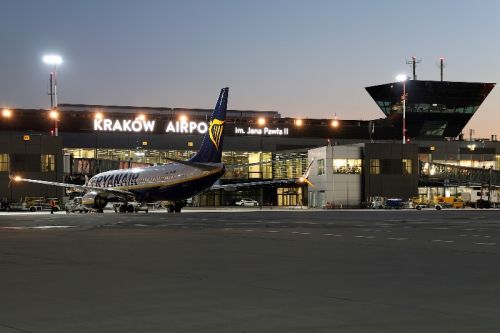 W tegorocznym jesienno-zimowym rozkładzie lotów z Międzynarodowego Portu Lotniczego Kraków-Balice najwięcej, aż 71, tras znalazło się w ofercie linii Ryanair / Zdjęcie: Marcin Sigmund