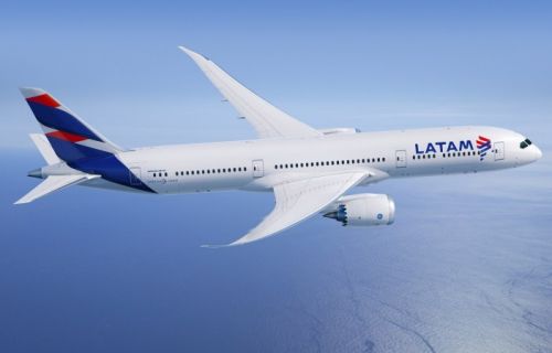 Boeing 787 Dreamliner w barwach LATAM / Ilustracja: Boeing