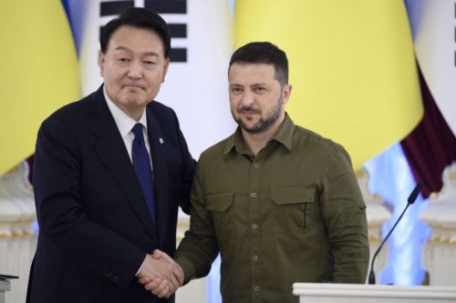 W najbliższym czasie Republika Korei i Ukraina dokonają wymiany delegacji co ma polepszyć koordynację działań obu państw / Zdjęcie: president.gov.ua 