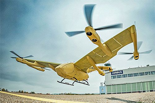 Pełnowymiarowy prototyp samolotu eVTOL CityAirbus NextGen w pierwszym locie testowym / Zdjęcie: Airbus
