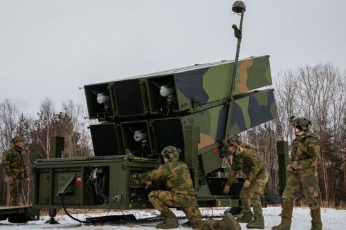 Zwiększenie zapasów części zamiennych dla norweskich systemów NASAMS ma się przyczynić do zwiększenia bezpieczeństwa i efektywności eksploatacji / Zdjęcie: Forsvaret