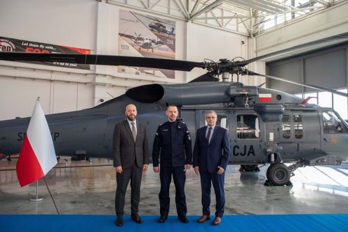 Śmigłowce S-70i są używane przez Policję od 2019 / Zdjęcie: PZL Mielec