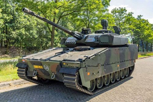 Bojowy wóz piechoty CV9035 MkIIIC zmodernizowany na zamówienie armii Holandii / Zdjęcie: MO Holandii