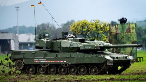 Leopard 2A8 będzie trzecią wersją tego niemieckiego czołgu, który otrzyma Trophy HV. Wcześniej były nimi wersje 2A4 (testowana na poligonie w Klietz w 2019) i 2A7A1 / Zdjęcie: EuroTrophy